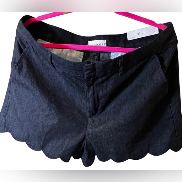 LOFT Pants - NWT ANN TAYLOR LOFT Denim Scalloped Hem Shorts Sz 12 31 $42